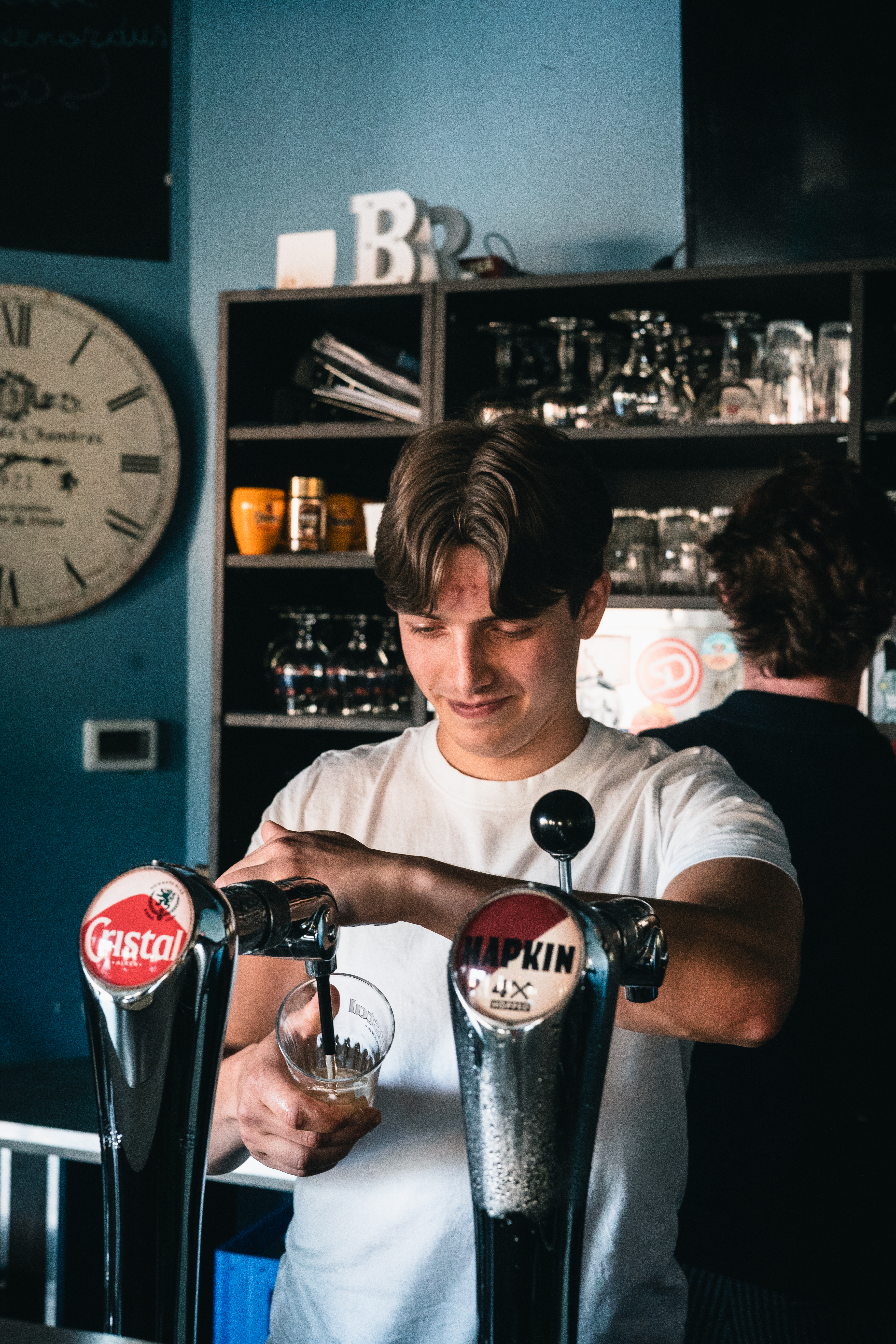 café